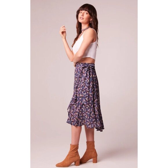 Band of the Free NWT Linaelle Purple Floral Wrap Skirt Sz Small Purple Womens - Picture 13 of 13